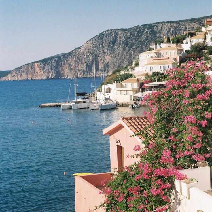 Outdoor terrace seating suitable for families in Lisbon